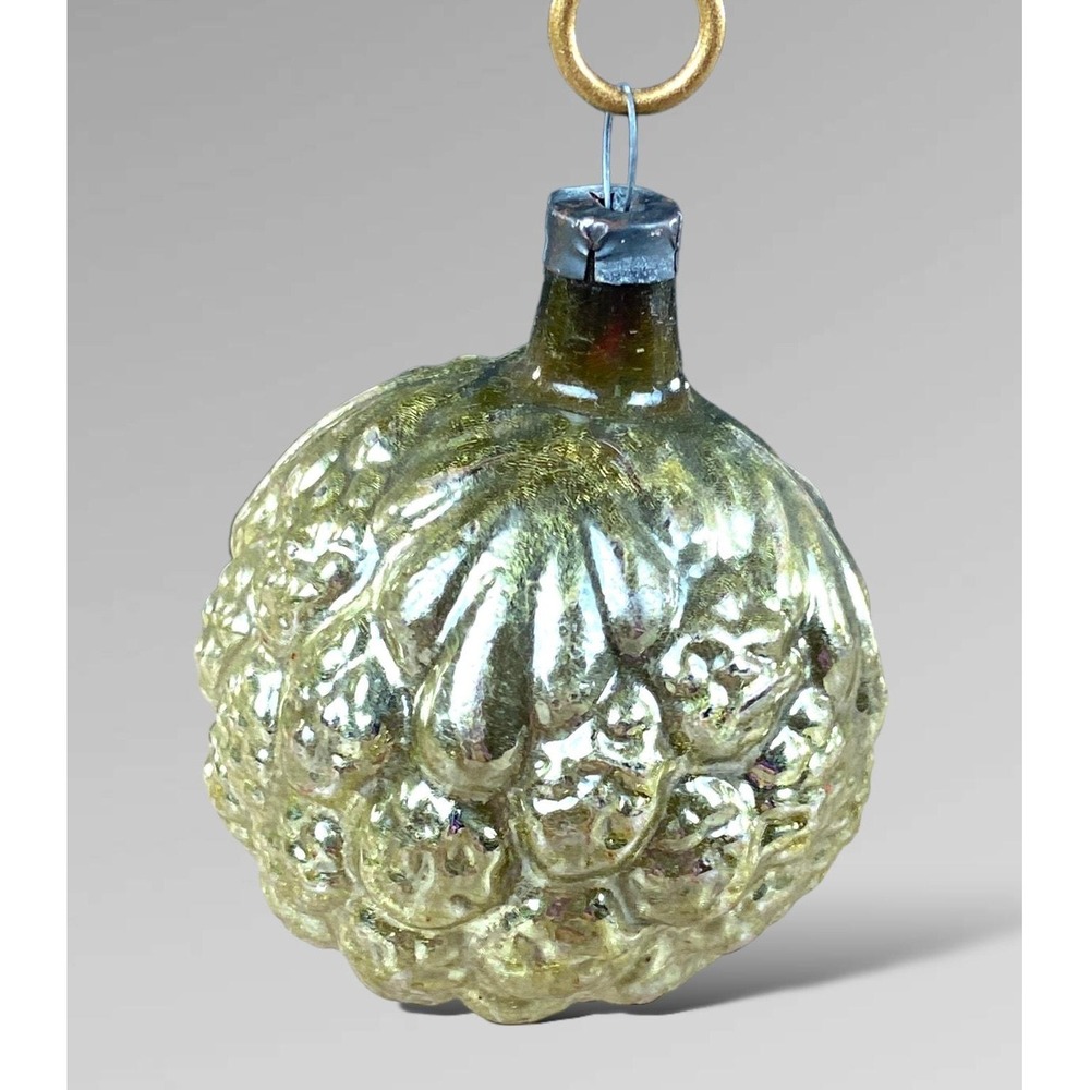 Vintage Mercury Glass Walnut Christmas Ornament Classic! - Picture 4 of 6